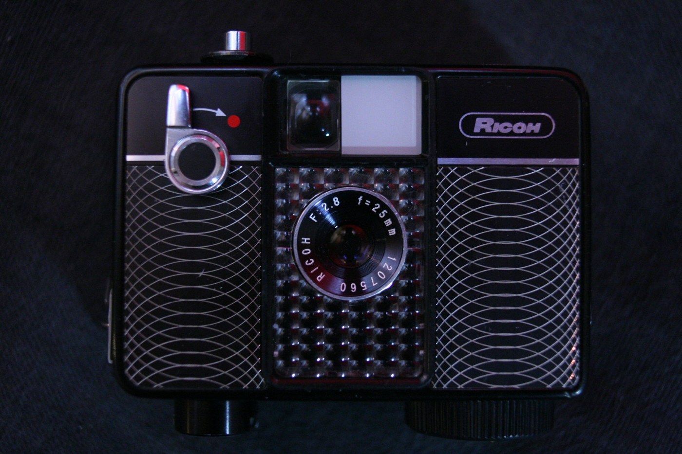 Ricoh Auto Half SE 实机照片，摄影：Kidzuki