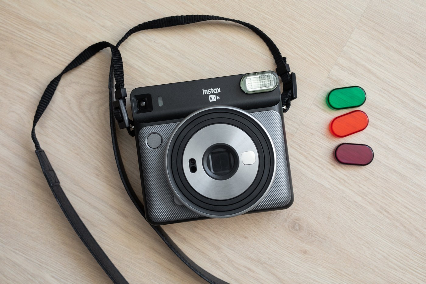Fujifilm Instax SQ6 实机照片，摄影：K2baloo (Diskussion)