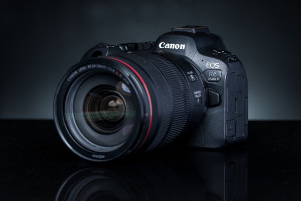 Canon EOS R6 Mark II 实机照片